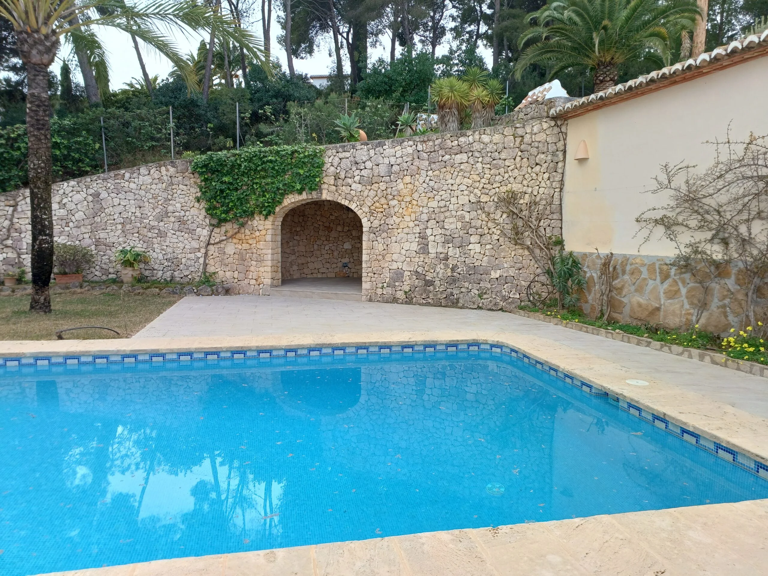 Juan Vilar piscina